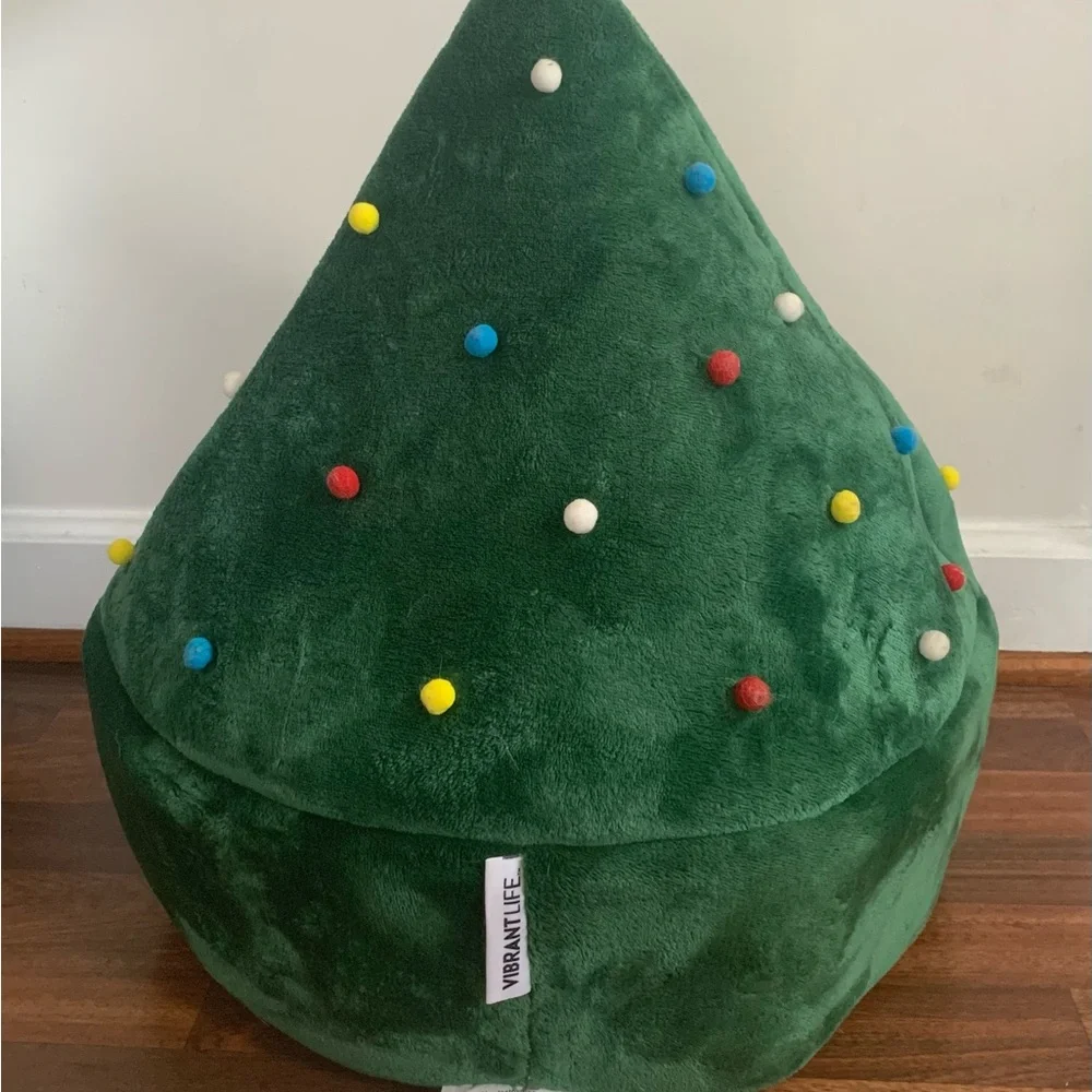 Vibrant Life Christmas Tree Small Pet Bed Padded Holiday Festive RN97168 Cat Dog